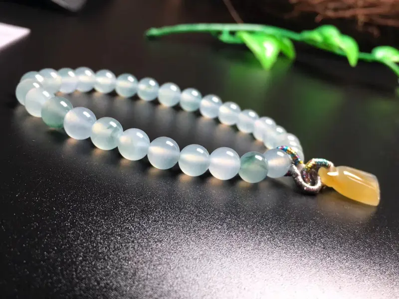 天然翡翠a货细糯种满绿精美圆珠项链,尺寸7.
