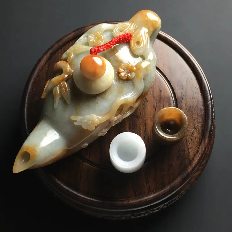 【【黄翡茶壶精美摆件】茶壶尺寸94-35-44毫米 茶杯尺寸19-16毫米】图6
