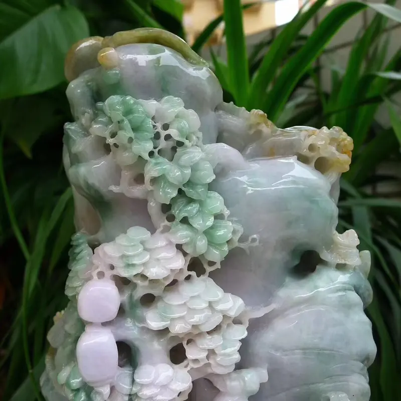 【厂家直销 缅甸天然A货三彩翡翠山子翡翠摆件山水精雕高档翡翠摆件 【商品尺寸】连底座宽:18cm 厚:12cm 高:34cm【翡翠尺寸】宽:12.5cm 厚:7cm 高:21cm【翡翠重量】1.88kg搭配精美高档檀木底座】图6
