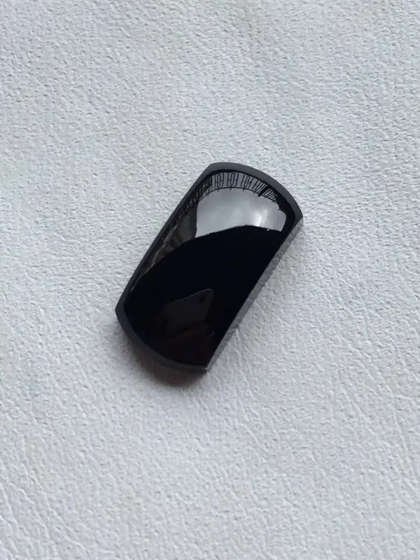 【墨翠【马鞍】完美无裂纹,细腻干净,黑度极黑,性价比高,雕工精湛,打灯透绿】图4