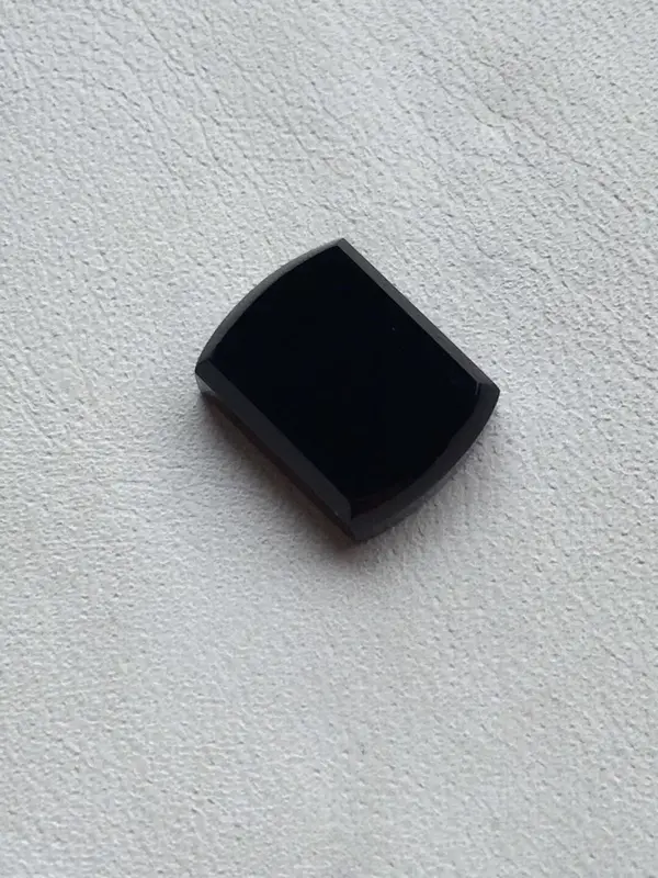 【墨翠【精品-马鞍】完美无裂纹,细腻干净,黑度极黑,性价比高,雕工精湛,打灯透绿】图3