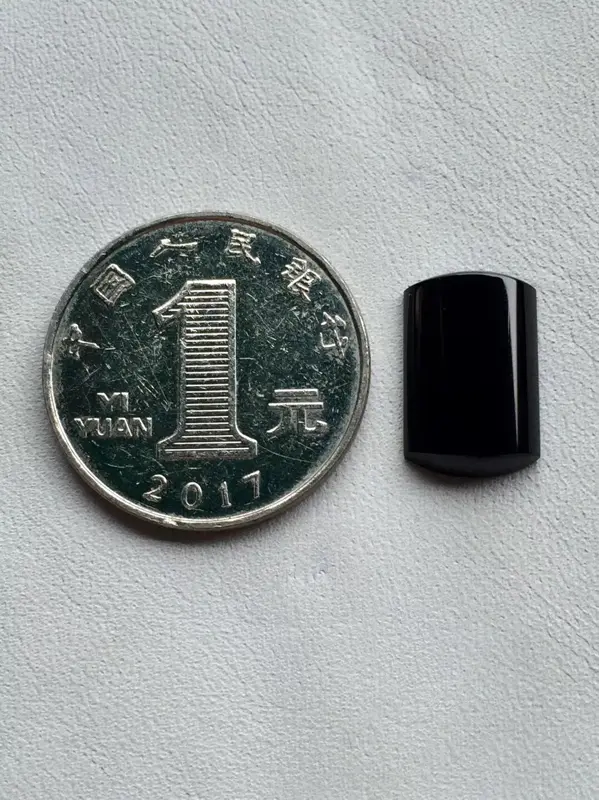 【墨翠【精品-马鞍】完美无裂纹,细腻干净,黑度极黑,性价比高,雕工精湛,打灯透绿】图2