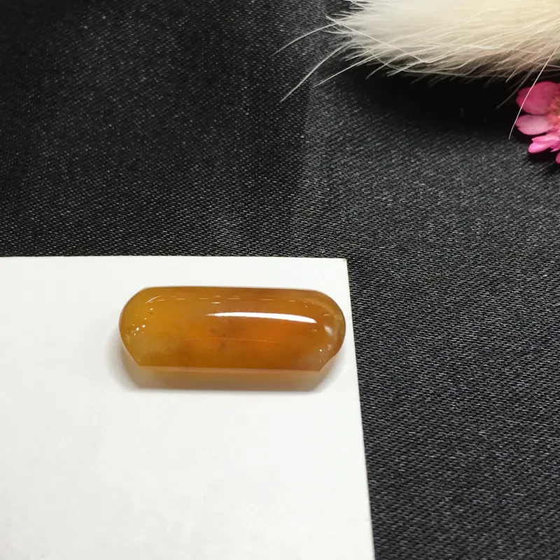 【天然红翡马鞍戒面,完美色阳,底庄细腻,镶嵌后效果更显档次,性价比高,推荐,尺寸18.2*8.2*4.5mm,重量1.38g】图6