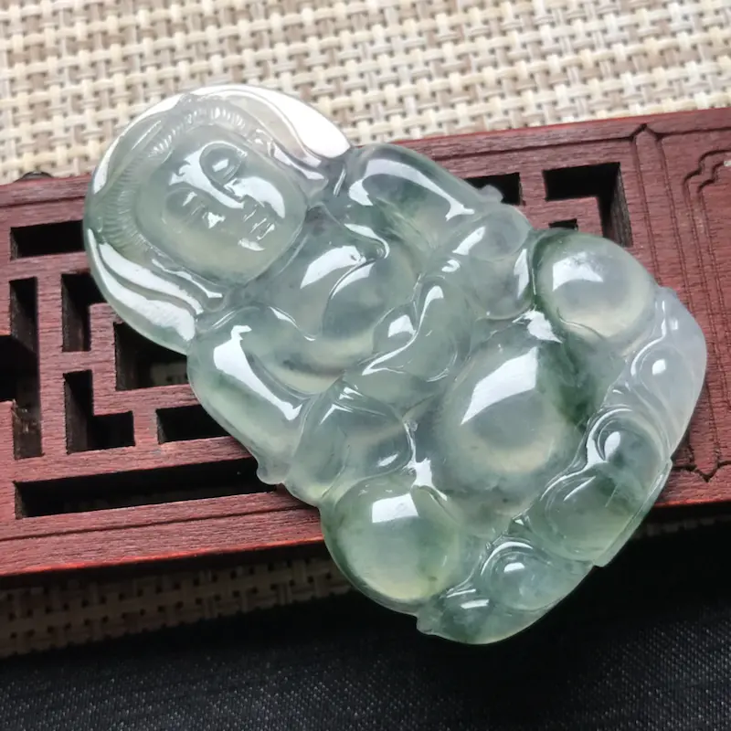 【冰飘花观音 种老水足 水润冰透 佩戴大气 时尚】图3