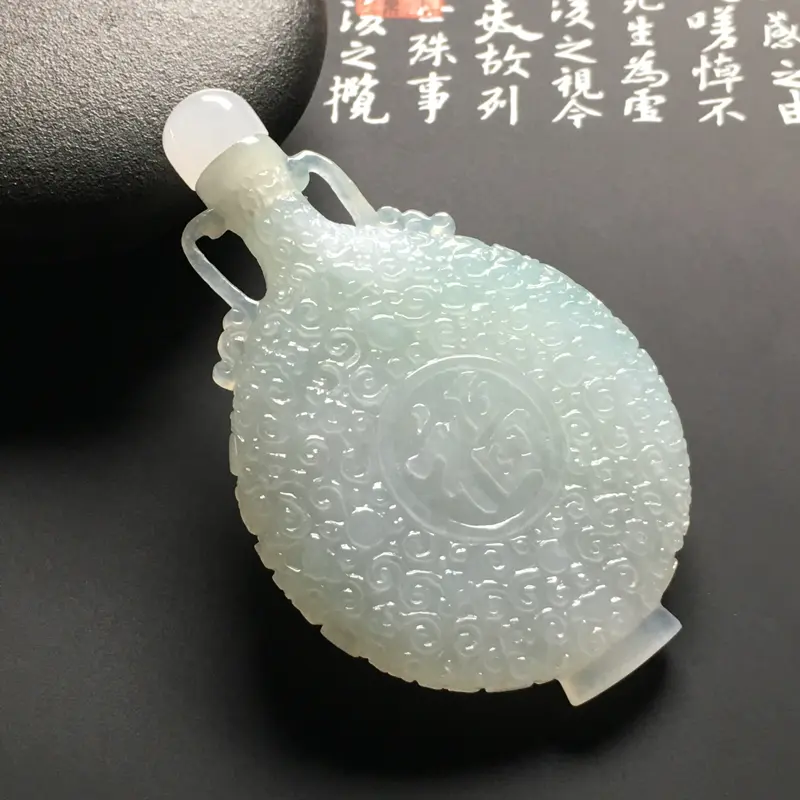 【糯种仿古“福”字鼻烟壶 尺寸66.8-41.8-10.2毫米 质地细腻 雕工精湛】图5