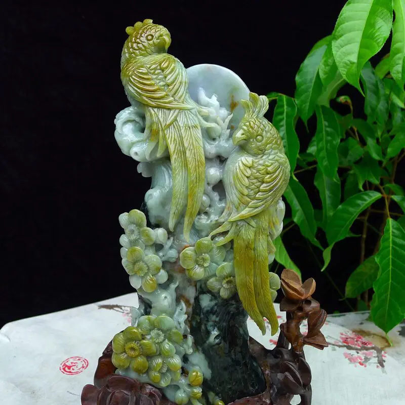 【翡翠水润三彩俏色巧雕英明神武(鹦鹉)精品摆件 裸石尺寸300*120*90mm 连底座尺寸360*170*120mm】图7