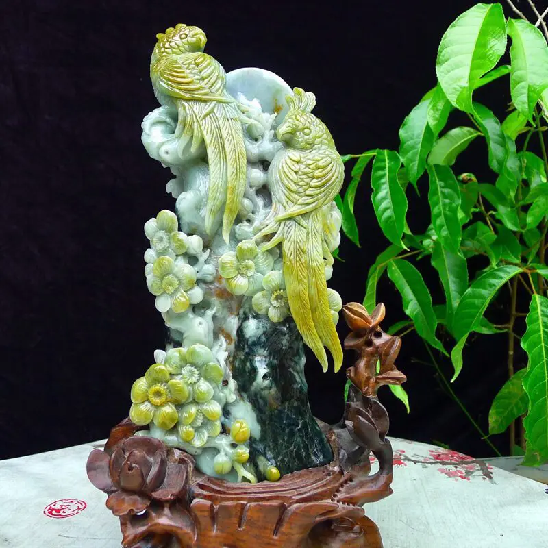 【翡翠水润三彩俏色巧雕英明神武(鹦鹉)精品摆件 裸石尺寸300*120*90mm 连底座尺寸360*170*120mm】图4