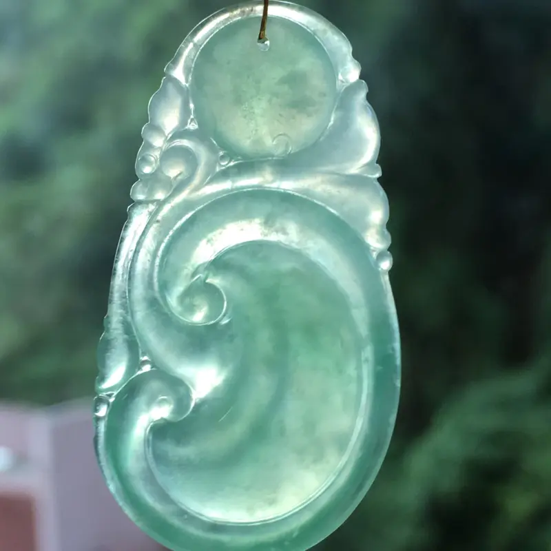 【推荐👍👍【冰飘绿花如意】晴绿底,完美,水润,起光,细腻起胶,色美,种水也很好,品相佳,性价比超高,超值~~】图10