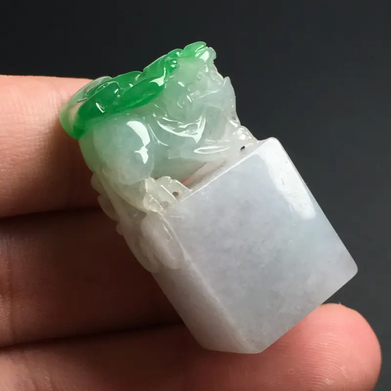 【【印章】色泽艳丽 玉质细腻。雕工精湛 款式精美 尺寸36-18-18毫米】图7