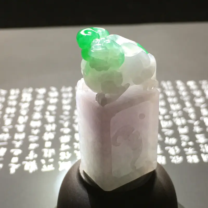 【糯种带色貔貅印章 尺寸47-24-14.5毫米 质地细腻 雕工精湛 翠色艳丽】图8