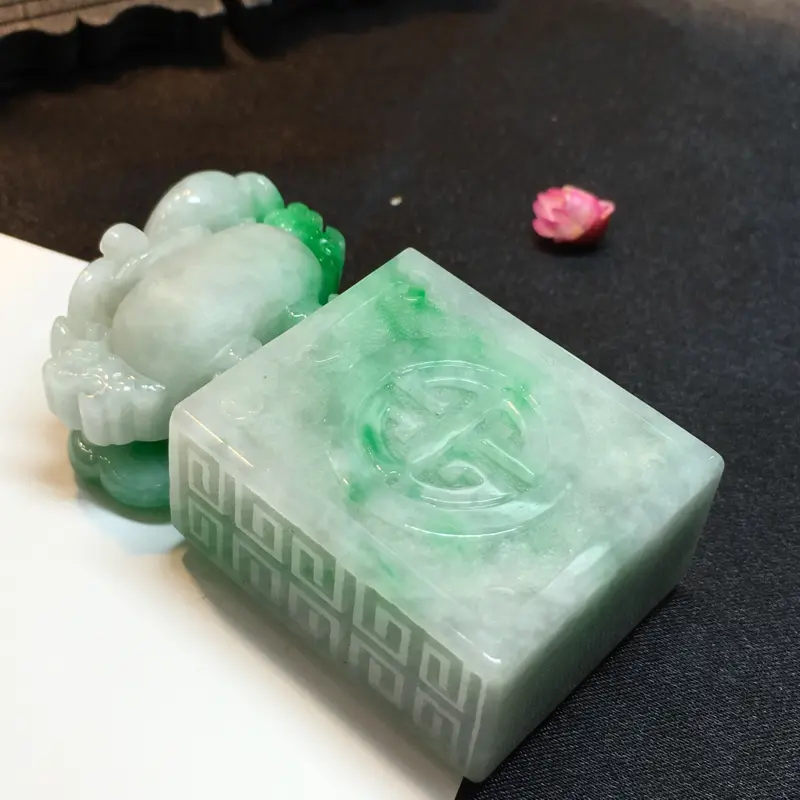 【如意印章,如意吉祥,一言九鼎,底庄细腻,有微纹可忽略,性价比高,推荐,尺寸58.5*29.5*16.6mm,重量74.08g】图7