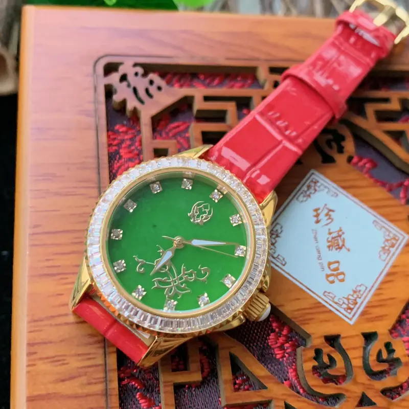 【天然翡翠A货-316精钢翡翠瑞士进口防水手表_种好,玉质细腻,形体漂亮,水润精致,上手效果佳,尺寸35.6*32*9.9mm】图1