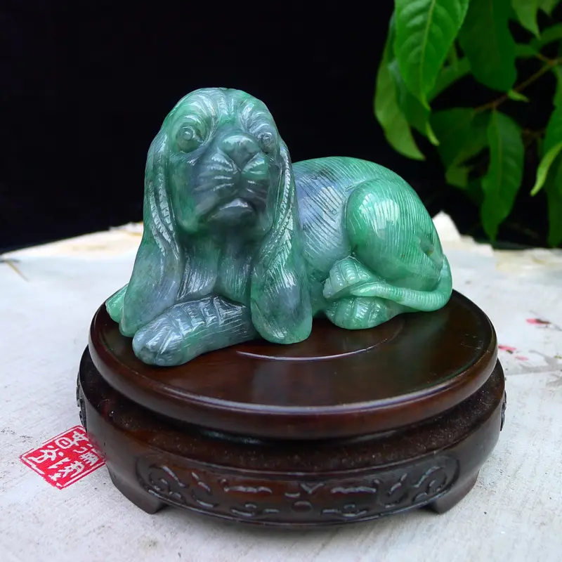 【翡翠水润飘绿俏色巧雕特色旺财小摆件 生肖狗 尺寸120*75*50mm】图4