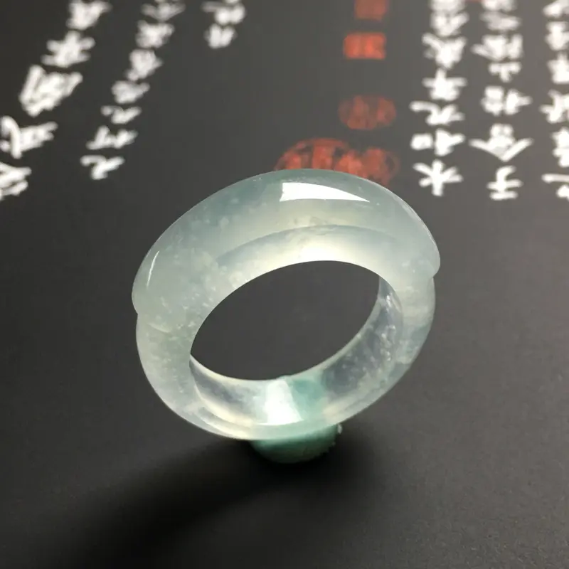 【冰种雪花棉马鞍男戒 尺寸26.5-7-5毫米 内直径18毫米 种好起光 水润冰透】图2