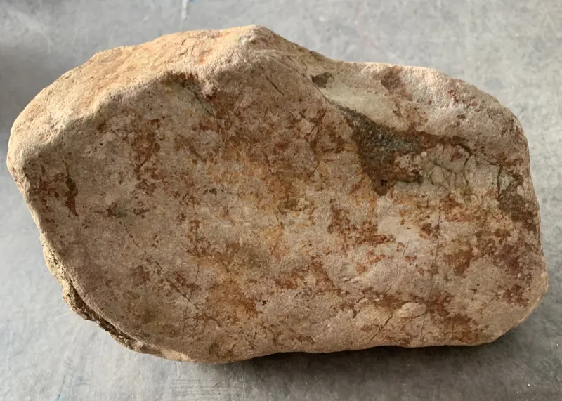 【👉 【名称】7.2公斤白山桥敞口全赌料
【重量】7.2公斤
【尺寸】230-150-130MM
【产地】缅甸新货翡翠原石
【描述】新货来袭!《免费切,免费盖手镯,免费开窗》白山桥敞口全赌料,品相工整,打灯通透,全身大片水头,种好水足,起荧光,赌手镯,喜欢的老板来秒!DN466】图2