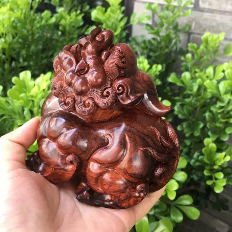 【海南黄花梨油梨 望天吼摆件 纹理清晰细腻 材质做工非常不错 整体造型非常独特 十分霸气 值得收藏 长103mm 宽76mm 高109mm重353.2克】图6