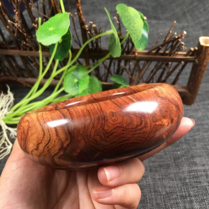 【海南黄花梨老糠梨 笔洗 做工精细 纹理清晰细腻 山水纹 荧光十足 自留送礼首选 直径114mm 高34mm 重211.4克###】图2