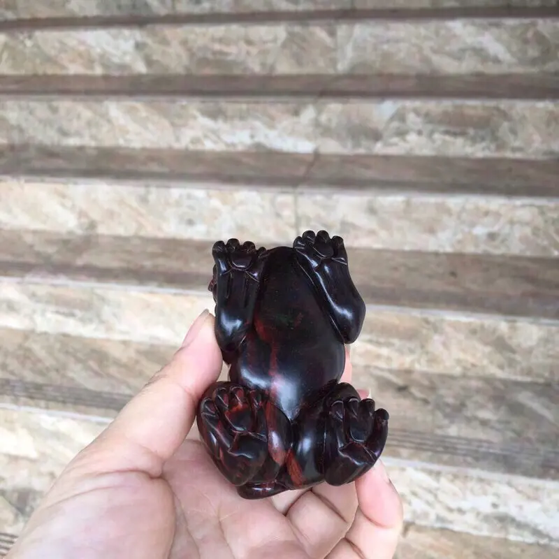 【海南黄花梨紫油梨 貔貅摆件 做工精细 水波纹大黑线 材质一流 整体圆润饱满 纯手工制作而成 长77mm 宽48mm 高40mm 重82.2克###】图2