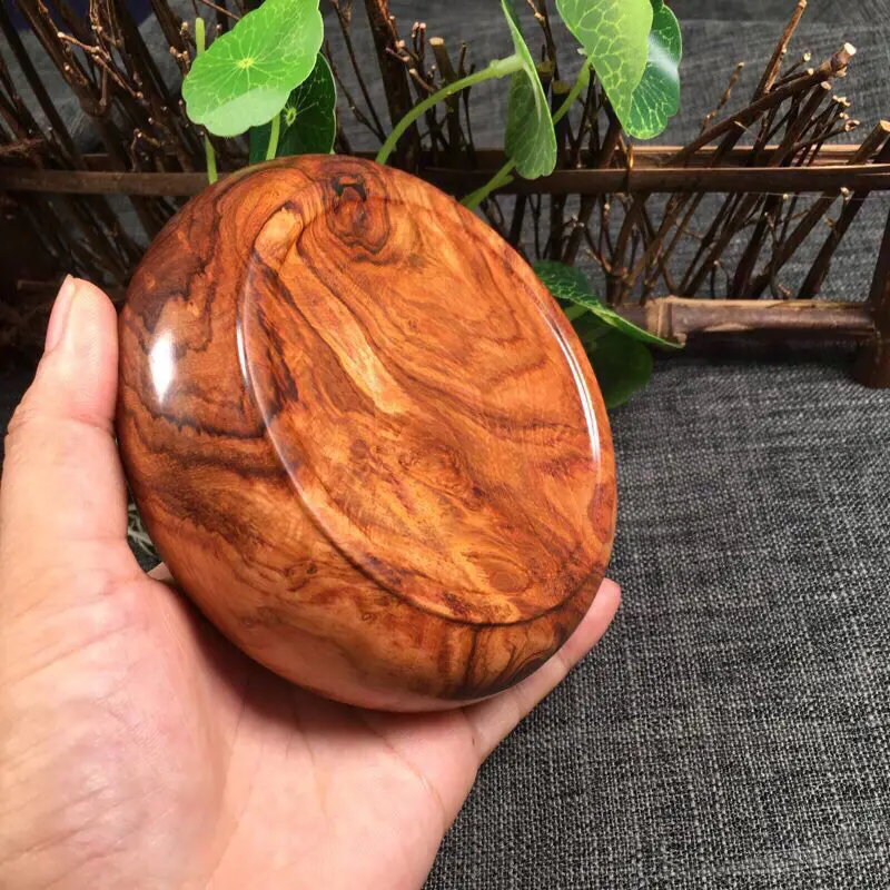【海南黄花梨老糠梨 笔洗 做工精细 纹理清晰细腻 山水纹 荧光十足 自留送礼首选 直径114mm 高34mm 重211.4克###】图4