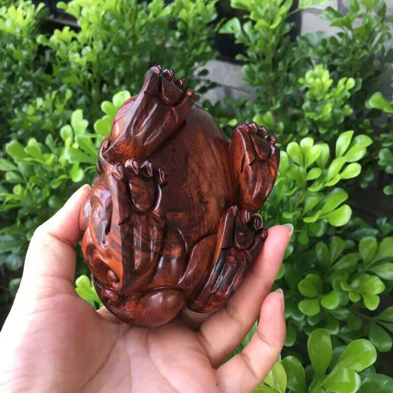 【海南黄花梨油梨 望天吼摆件 纹理清晰细腻 材质做工非常不错 整体造型非常独特 十分霸气 值得收藏 长103mm 宽76mm 高109mm重353.2克】图9