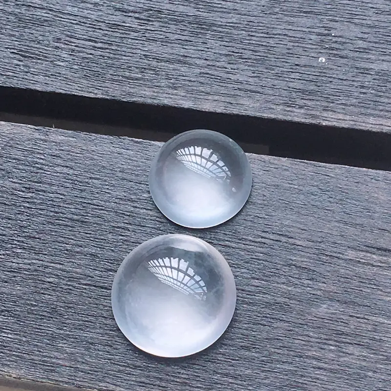 【缅甸a货翡翠高冰蛋面一对,玉质莹润,光性强,形体佳
尺寸8.3*3.7
6.8*3】图3