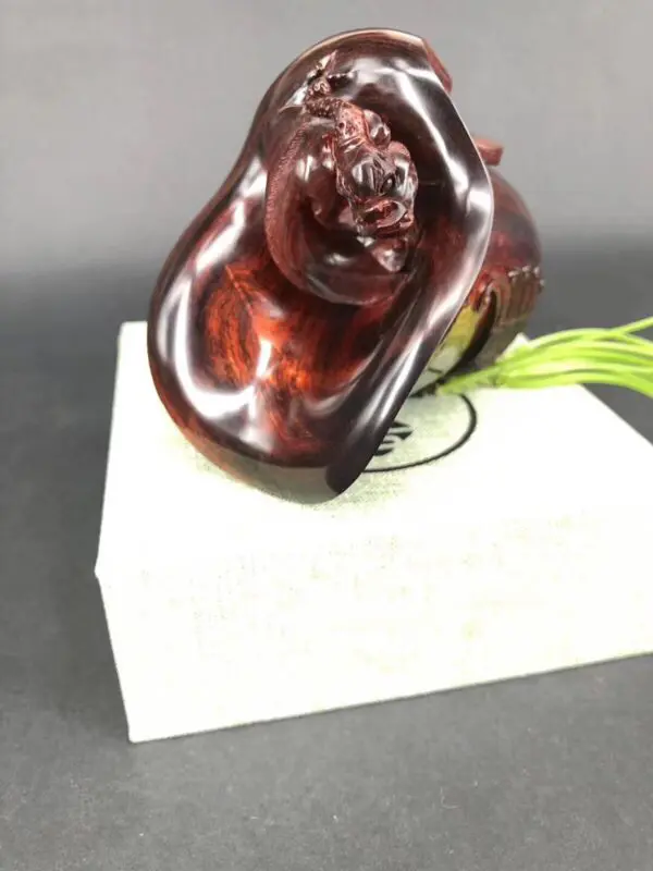 【海南黄花梨,紫油梨【龙凤杯】材质一流 花纹绚丽 色泽柔和 整体十分霸气 独特 收藏送礼首选 高90mm 直径58mm 克重235.5克】图6