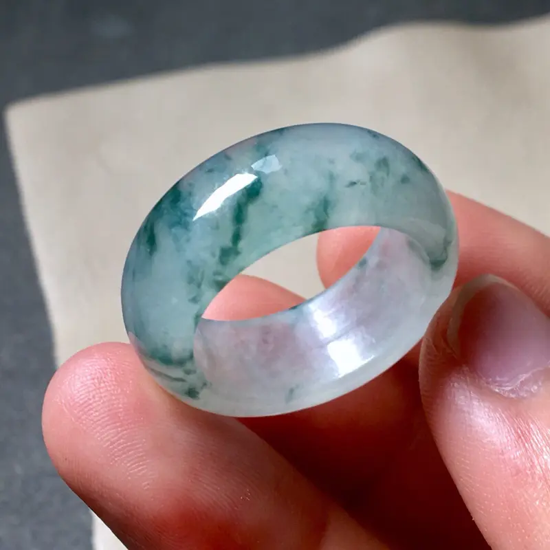 【冰种飘花指圈。完美。水头足。尺寸9/3.8、圈口16##】图5