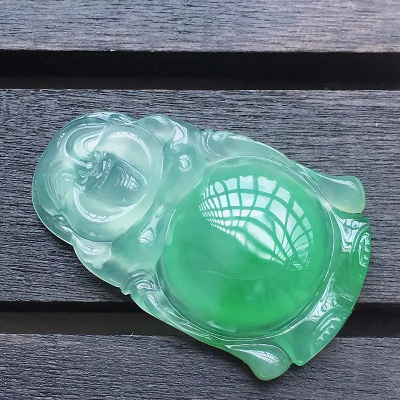 【缅甸a货翡翠冰种绿站佛,玉质莹润,颜色漂亮,形体佳,木拿雪花棉】图4
