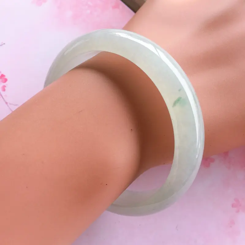 【正圈59.5mm,糯化种飘花正圈手镯,玉质细腻温润,飘花清新清爽,上手好看】图6