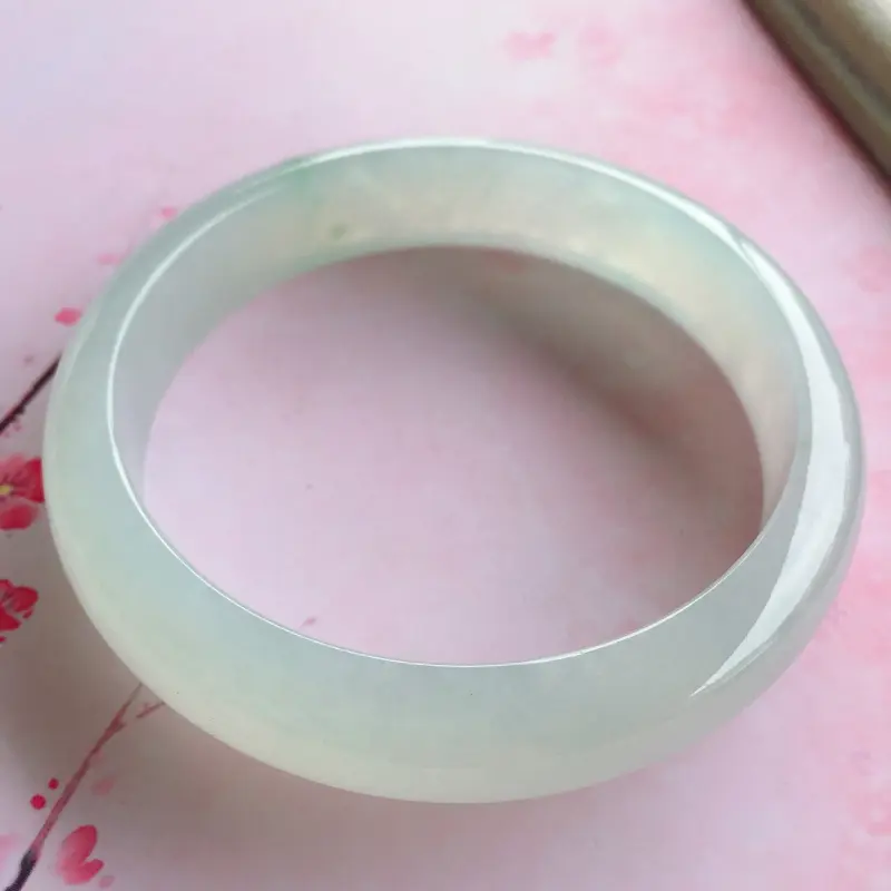 【正圈59.5mm,糯化种飘花正圈手镯,玉质细腻温润,飘花清新清爽,上手好看】图5