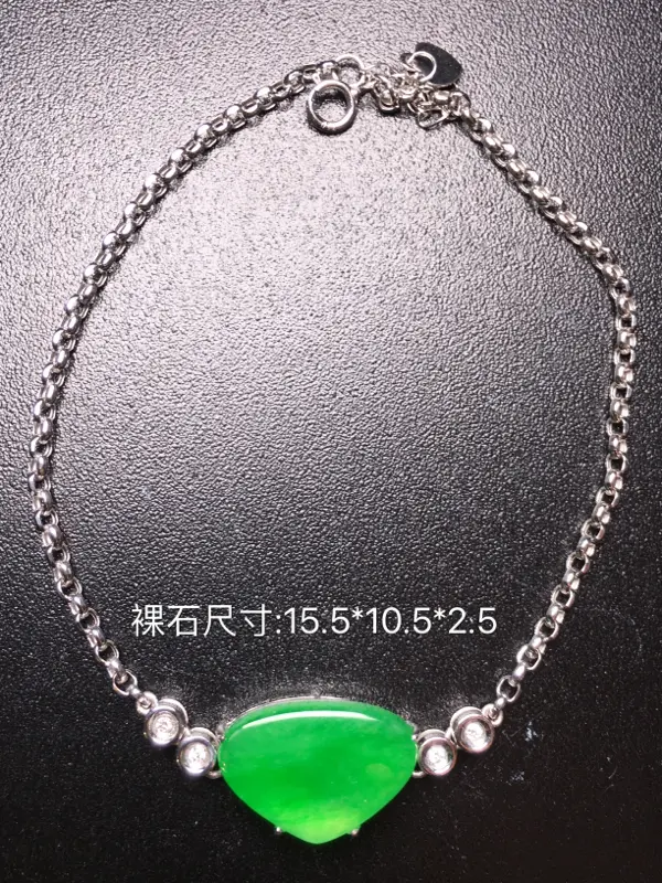 【翡翠A货,阳绿手链,18k真金真钻镶嵌,完美,种水超好,玉质细腻。】图7