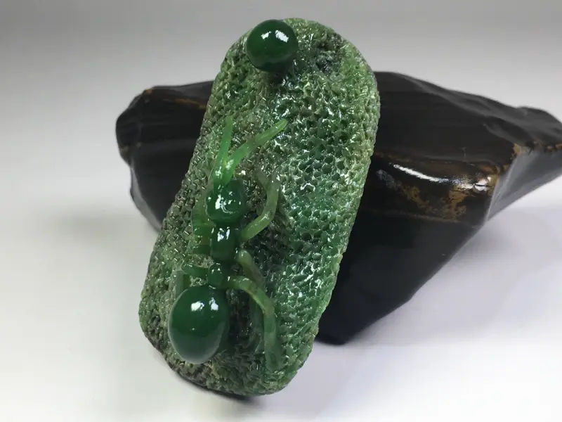 【精品特选💮 【知足】25.8克 俄罗斯七号碧玉 颜色漂亮 玉质温润 料子细腻 密度无结构 料子细腻 质地温润 一级苏工 工艺精致 饱满形象 知足常乐 品相俱佳 规格49*31*21mm】图6
