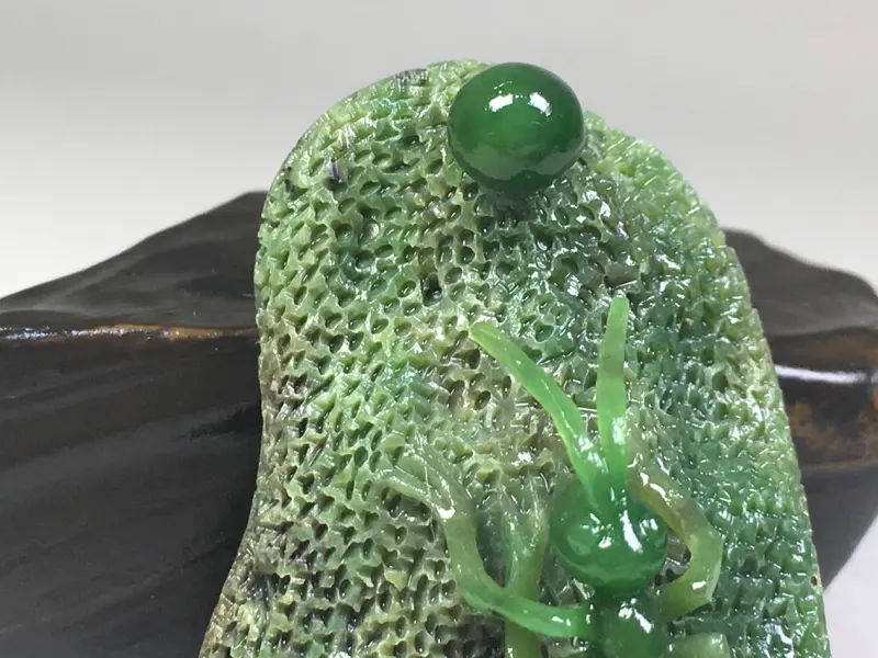 【精品特选💮 【知足】25.8克 俄罗斯七号碧玉 颜色漂亮 玉质温润 料子细腻 密度无结构 料子细腻 质地温润 一级苏工 工艺精致 饱满形象 知足常乐 品相俱佳 规格49*31*21mm】图2