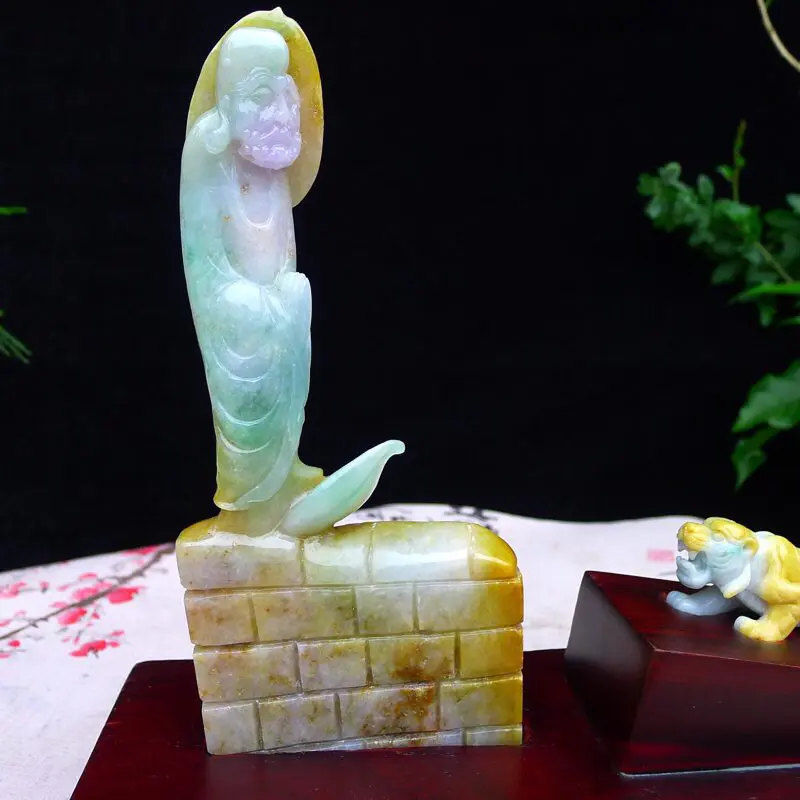 【(见性成佛)翡翠俏皮精雕黄加绿达摩大师 悟道精品摆件 达摩底下背面为原石皮。裸石尺寸195*85*21mm /30*73.8*20.3mm 玉石重0.49公斤】图11
