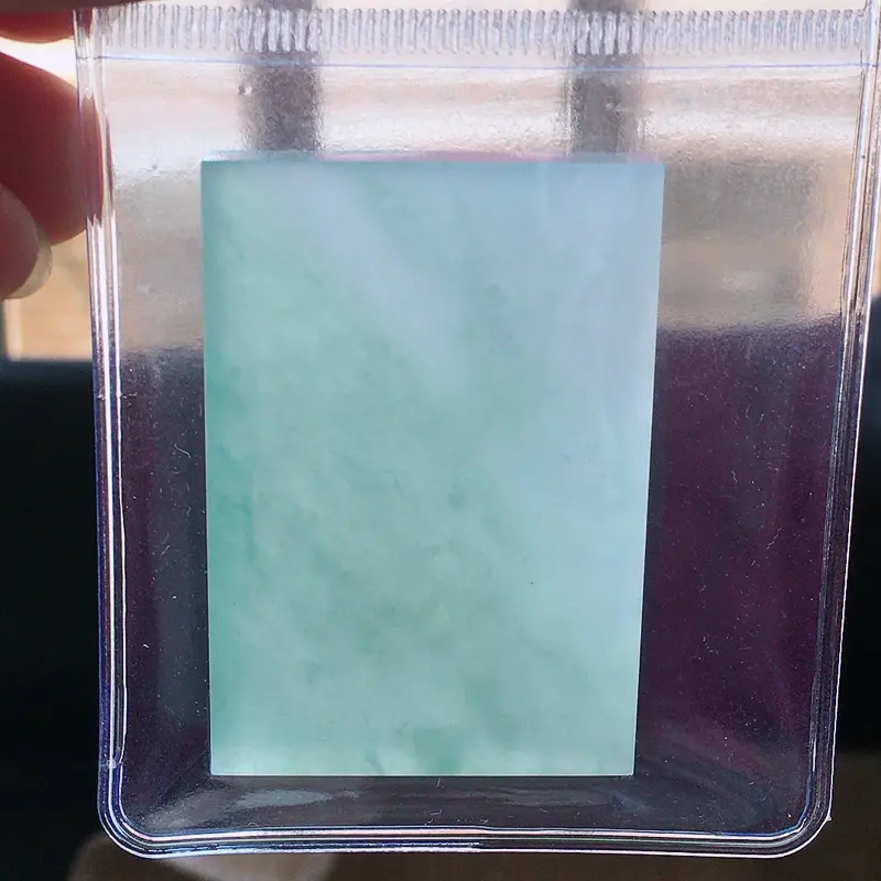 【自然光实拍,缅甸a货翡翠,冰润素面牌,种水好,玉质细腻,通过,颜色漂亮,形体好,厚装,镶嵌佳品】图7