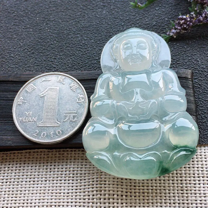 【精品翡翠观音吊坠,雕工精美,玉质莹润,尺寸:玉:57.7*34.5*6.1MM,总质量:17.5g】图8