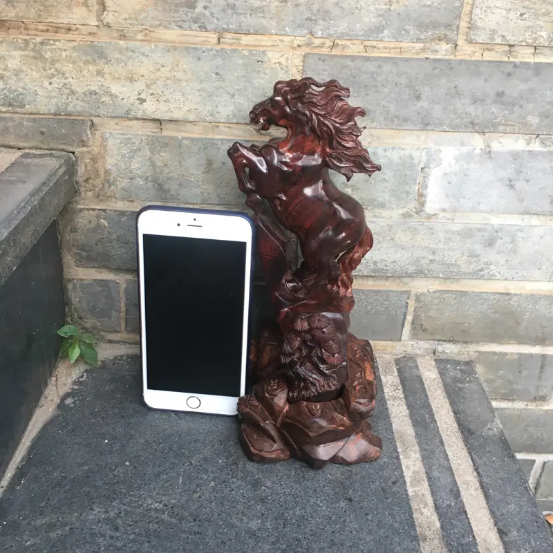 【海南黄花梨精品紫油梨摆件(马上成功),镂空精雕,名师精雕,高油高密,纹理清晰,色泽均匀,把玩收藏送礼首选品,长:220mm,宽:103mm,克重:454.2克,值得推荐】图9