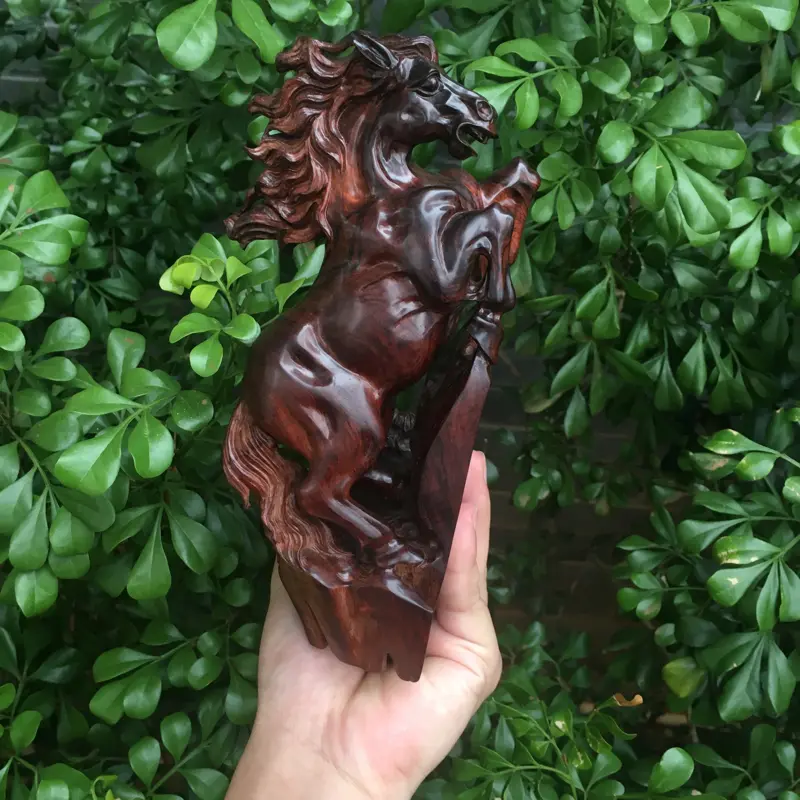 【海南黄花梨精品紫油梨摆件(马上成功),镂空精雕,名师精雕,高油高密,纹理清晰,色泽均匀,把玩收藏送礼首选品,长:220mm,宽:103mm,克重:454.2克,值得推荐】图4