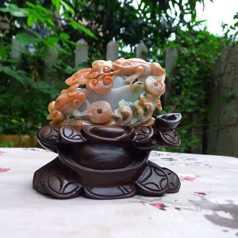 【(财源滚滚)天然色翡翠A货老坑水润俏色特色精工呱呱来财招财进宝 摆件 裸石尺寸:72/110/30 连底坐:250/260/90mm 重量:0.38kg】图4