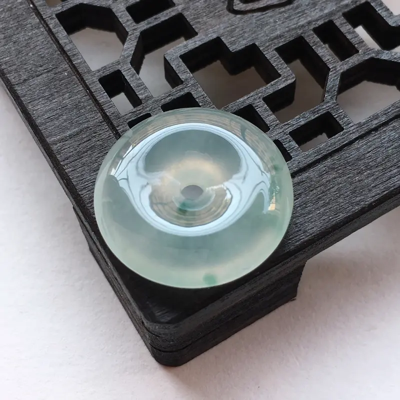 【A货翡翠 冰种飘花平安扣吊坠 尺寸21.1*6.1mm 水头好,玉质细腻,飘花灵动】图4