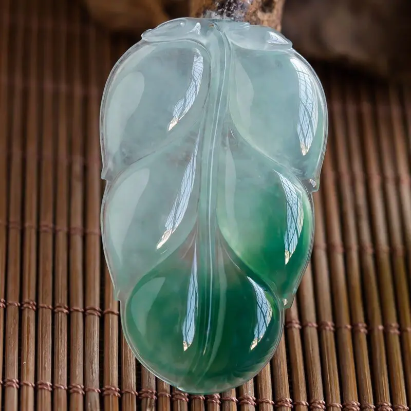 【冰种飘绿翡翠金枝玉叶,玉质细腻,水润光泽,种水足,色泽佳,做工精细,尺寸41.0*25.0*4.3】图5