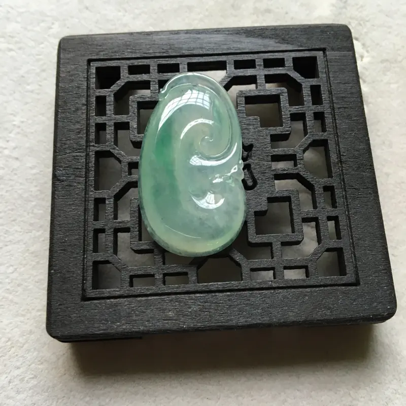 【缅甸翡翠A货,如意一生,万事如意,上身效果非常棒,喜欢的赶紧,手慢无货了。】图4