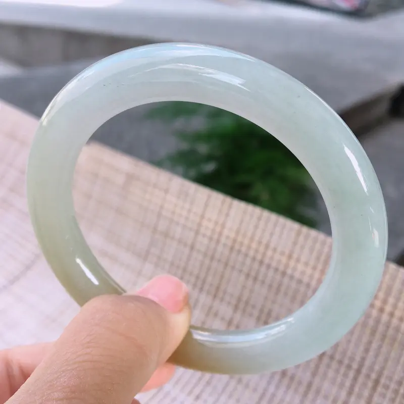 【圆条54-55,天然A货翡翠-水润起胶感,精美飘黄翡,种水好,圆条玉手镯 ,尺寸圈口54.6/9.7/9.5 120264】图5