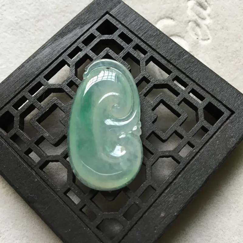 【缅甸翡翠A货,如意一生,万事如意,上身效果非常棒,喜欢的赶紧,手慢无货了。】图7