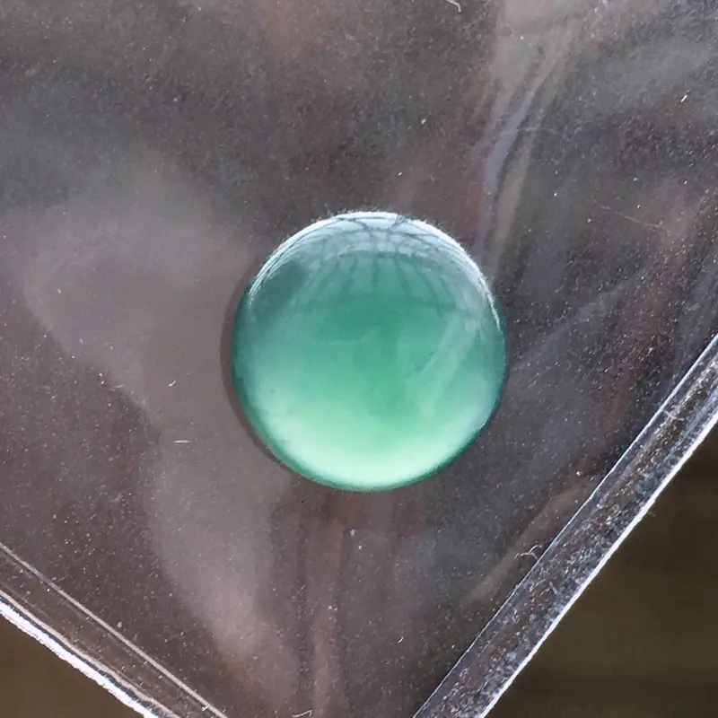 【自然光实拍,缅甸a货翡翠,冰种蓝水蛋面,种好水润,玉质细腻,漂亮,品相佳,】图7