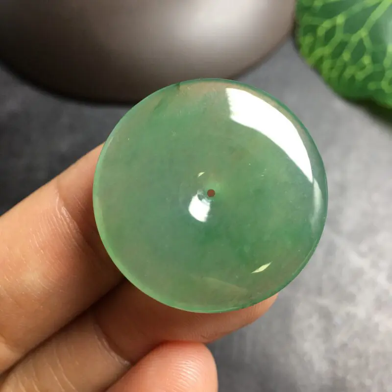 【❤️底色平安扣吊坠:种老水足,色泽漂亮,干净起光,圆润饱满,圆圆满满,财源滚滚寓意佳,有孔。尺寸:25.0--4.1】图5