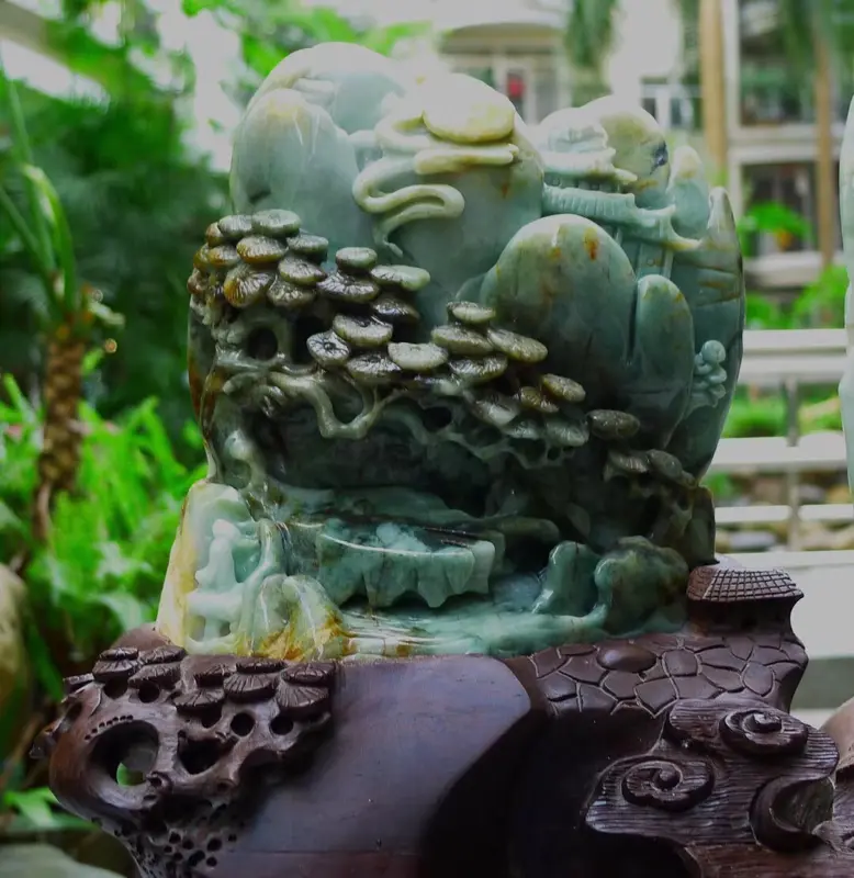 【翡翠A货老坑水润黄加绿精工松下老人纵横天下山水摆件 裸石尺寸:160/150/70*195/160/70 连底坐:340/440/155mm 重量:4.41kg】图3