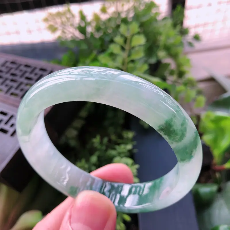 【飘绿花精美正装翡翠手镯,圈口55.8*13*7.3mm】图7