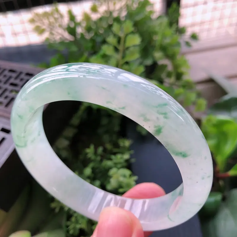 【飘花精美正装翡翠手镯,圈口58*13*7.8mm】图6