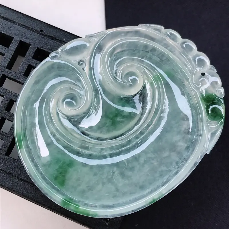 【翡翠A货 冰糯种水润飘花翡翠吉祥如意吊坠 尺寸56.5/48.3/5.2】图8